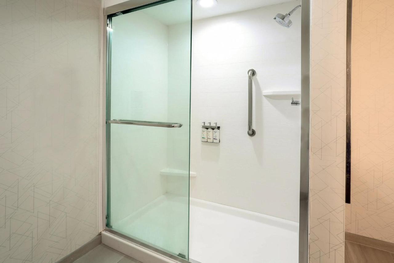 Holiday Inn Express Hotel & Suites Dover By Ihg מראה חיצוני תמונה
